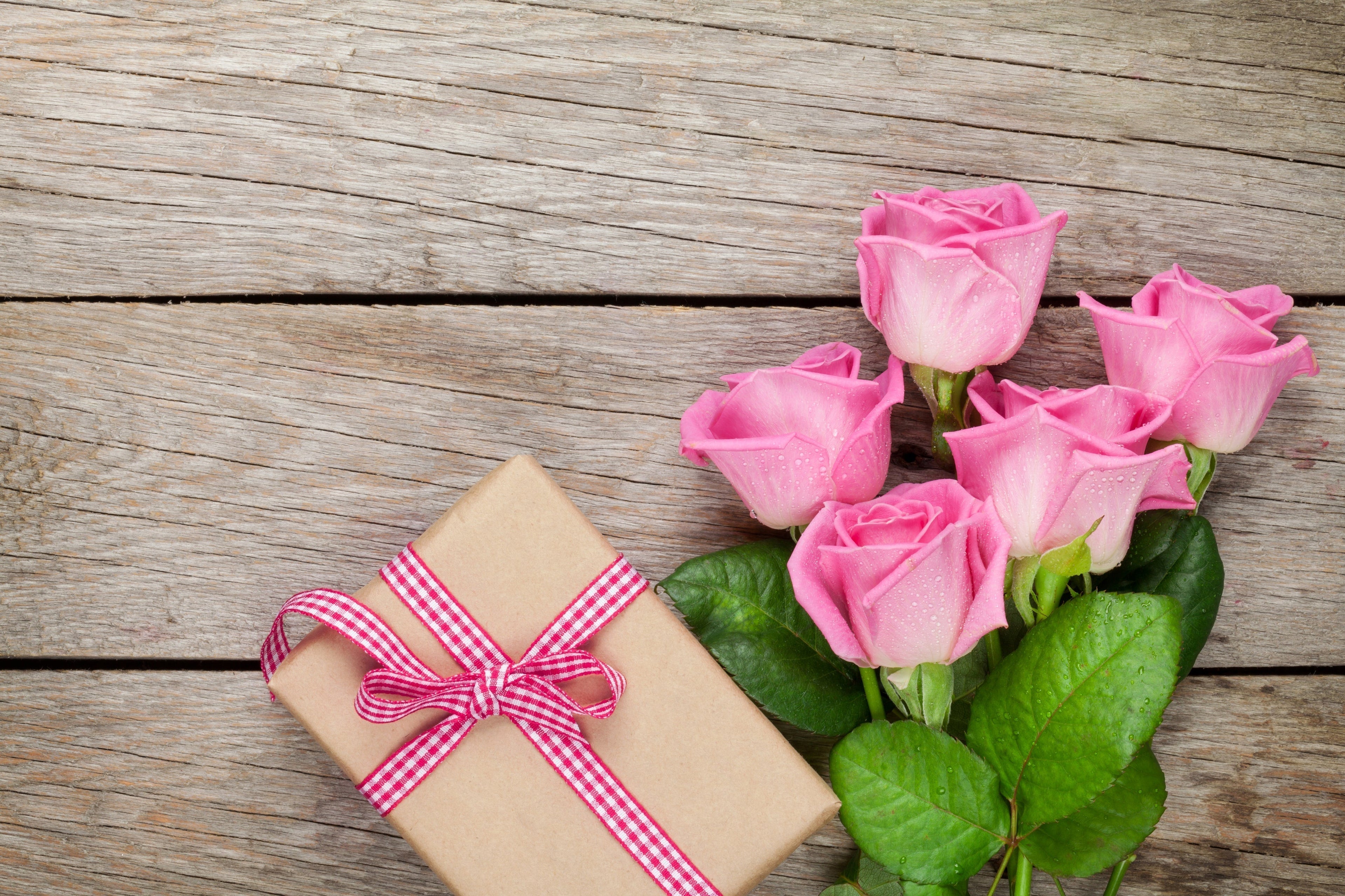 Cómo Enviar Flores a Barcelona desde Latinoamérica: Guía para el Día de la Madre 2026