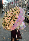 The Winona - XXXL Rose Bouquet