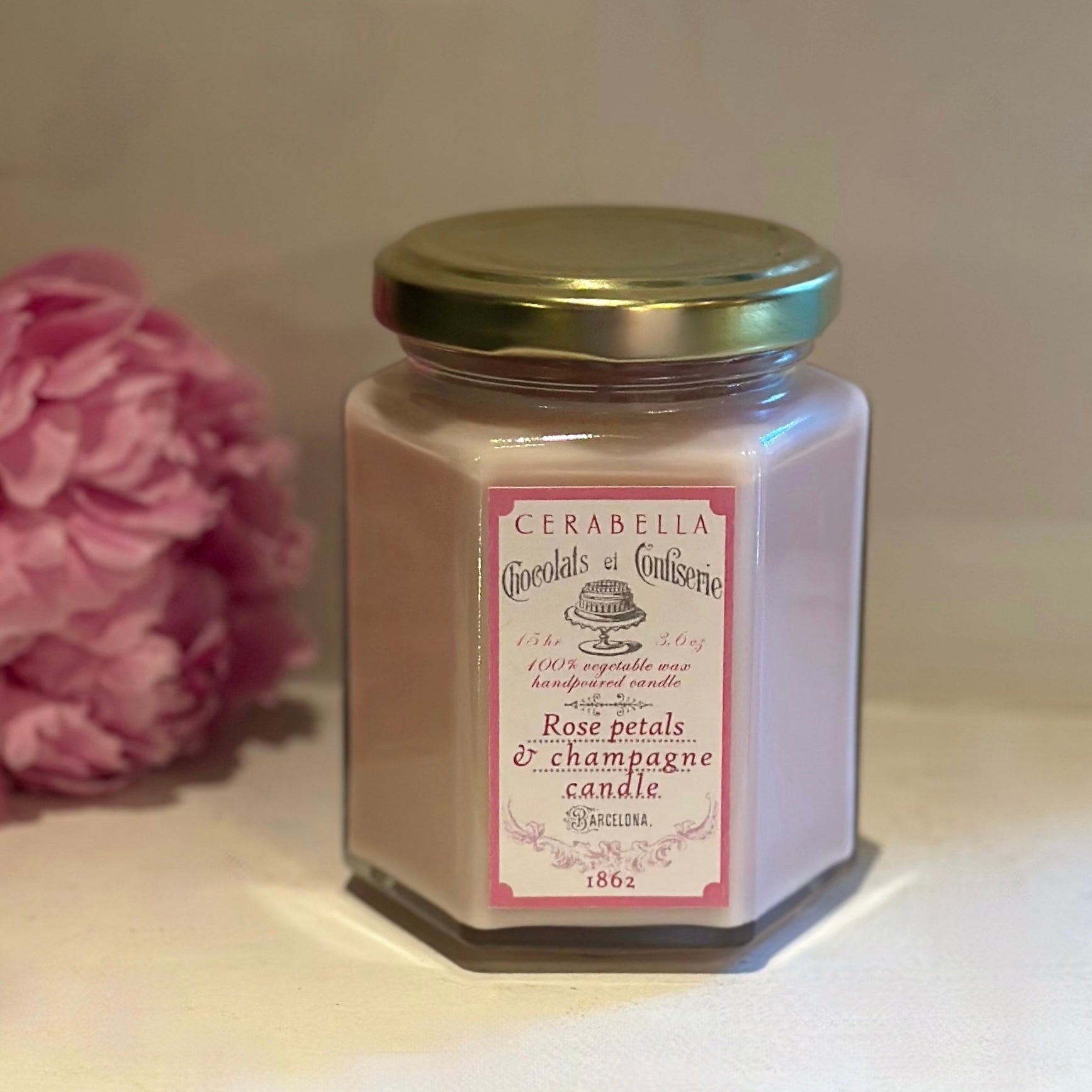 Premium Candle - Rose Petals &amp; Champagne