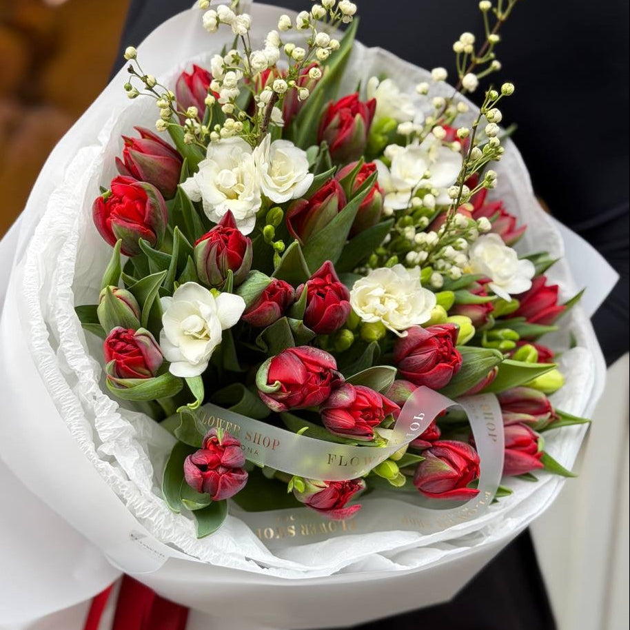 'Spring Amour' Red Tulip Bouquet